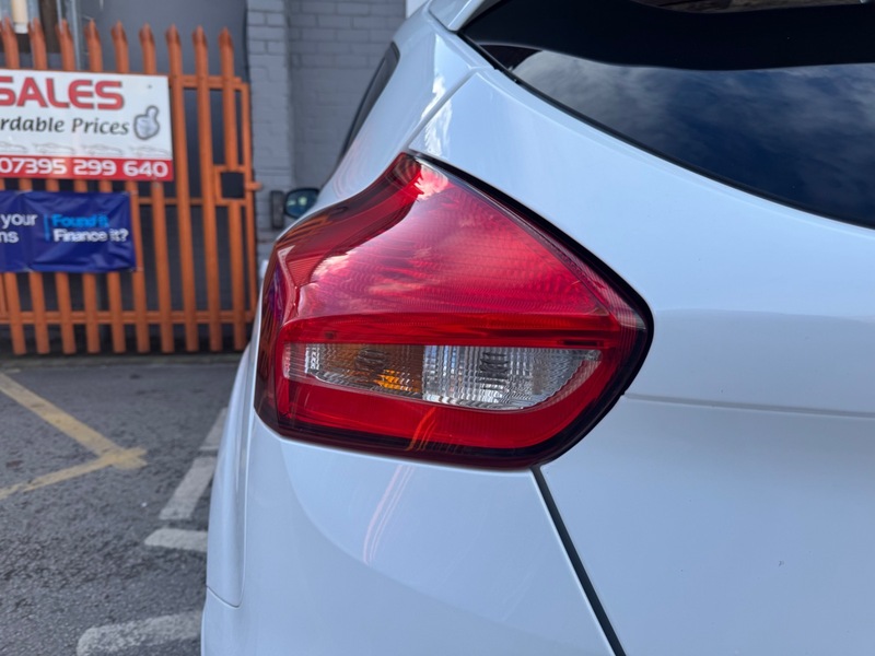 Used Ford Focus 2018 for sale - 77880732: Photo 11