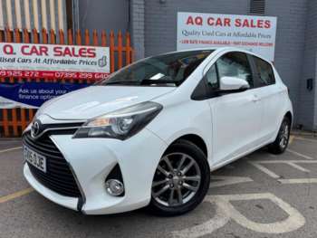 Used Toyota Yaris 2015 for sale - 74844397: Photo