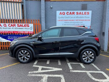 Used Renault Captur 2021 for sale - 77250982: Photo