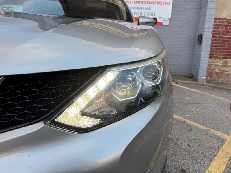 Used Nissan Qashqai 2016 for sale - 76396653: Photo 9