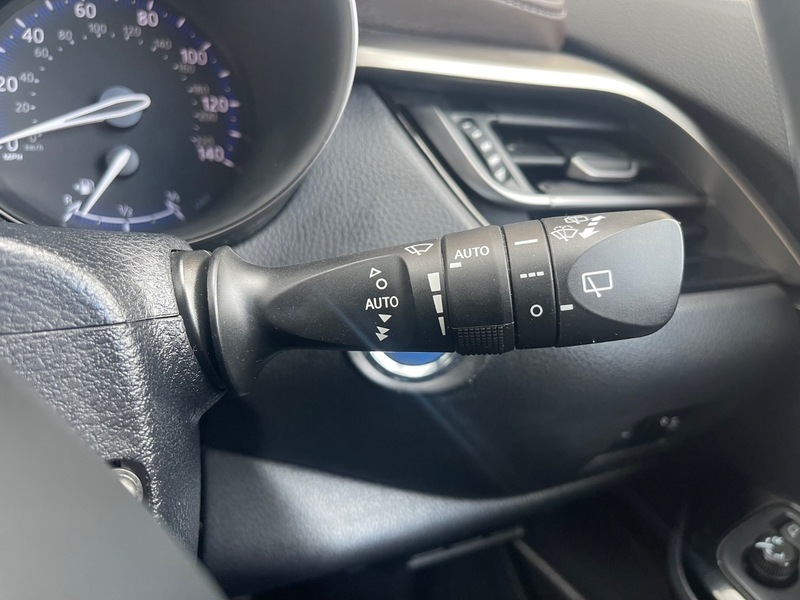 Used Toyota C-HR 2017 for sale - 75897681: Photo 42