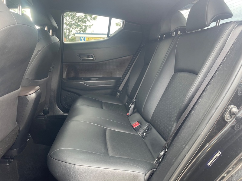 Used Toyota C-HR 2017 for sale - 75897681: Photo 49