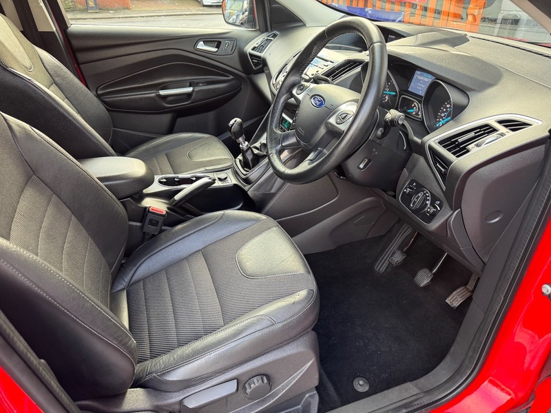 Used Ford Kuga 2015 for sale - 76836752: Photo 12