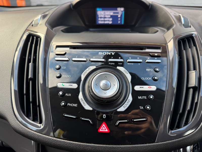 Used Ford Kuga 2015 for sale - 76836752: Photo 24