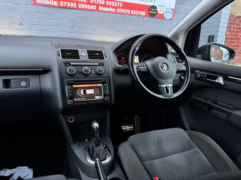 Used Volkswagen Touran 2014 for sale - 77038619: Photo 11