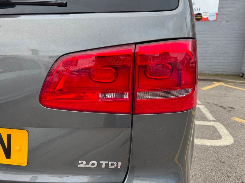 Used Volkswagen Touran 2014 for sale - 77038619: Photo 12