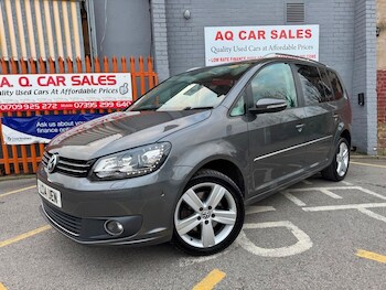 Used Volkswagen Touran 2014 for sale - 77038619: Photo