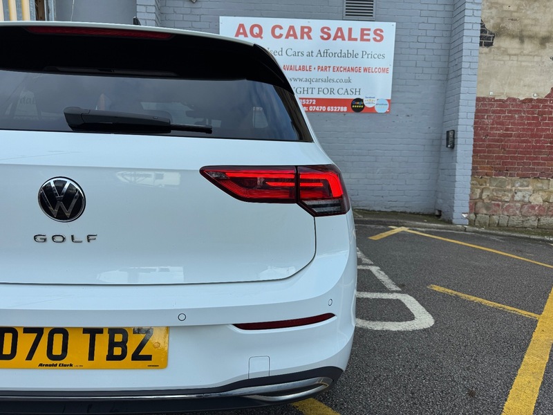 Used Volkswagen Golf 2020 for sale - 76836735: Photo 24