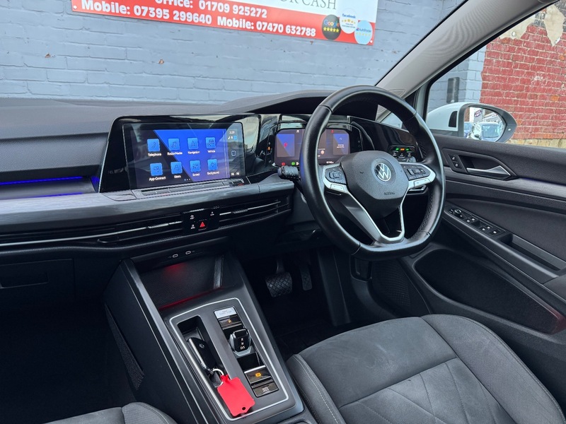 Used Volkswagen Golf 2020 for sale - 76836735: Photo 9