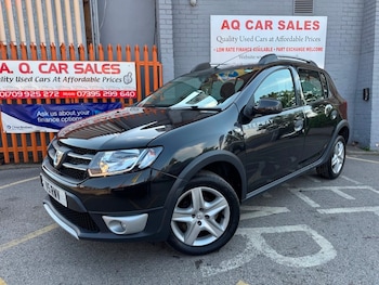 Used Dacia Sandero 2015 for sale - 78702959: Photo