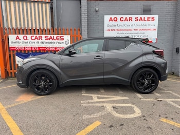 Used Toyota C-HR 2018 for sale - 77990269: Photo