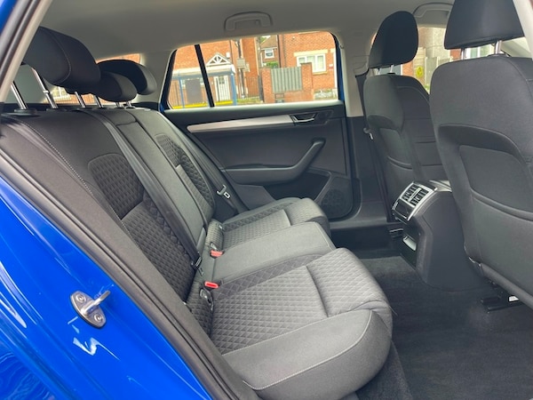 Used Skoda Superb 2021 for sale - 75716979: Photo 15