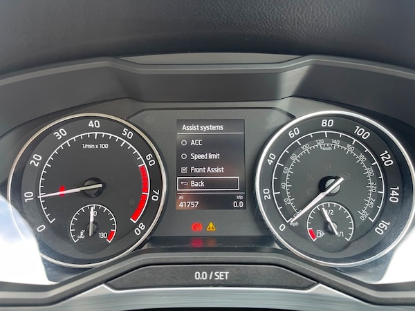 Used Skoda Superb 2021 for sale - 75716979: Photo 30