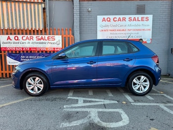 Used Volkswagen Polo 2019 for sale - 76510460: Photo