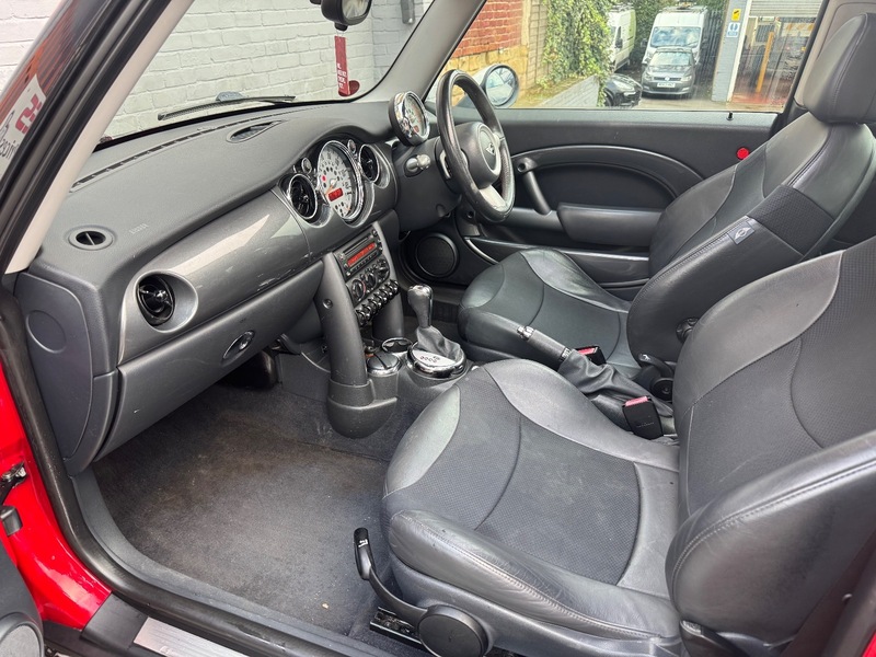 Used MINI Hatch 2005 for sale - 76334148: Photo 13