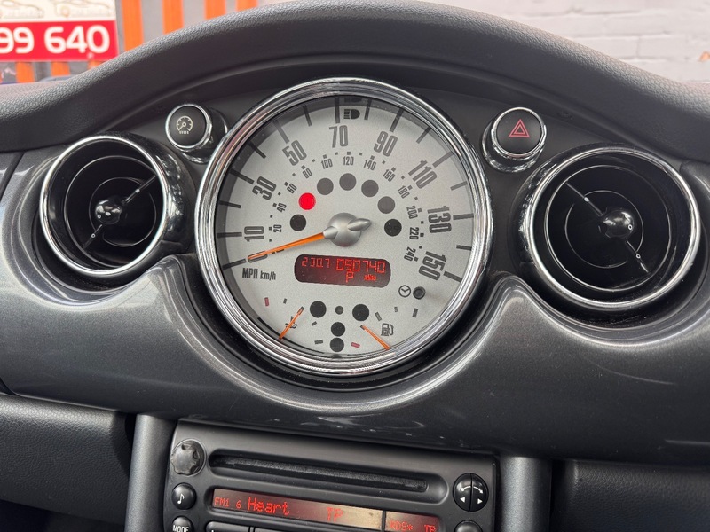 Used MINI Hatch 2005 for sale - 76334148: Photo 14