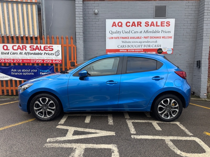 Used Mazda Mazda2 2015 for sale - 77228003: Photo 4
