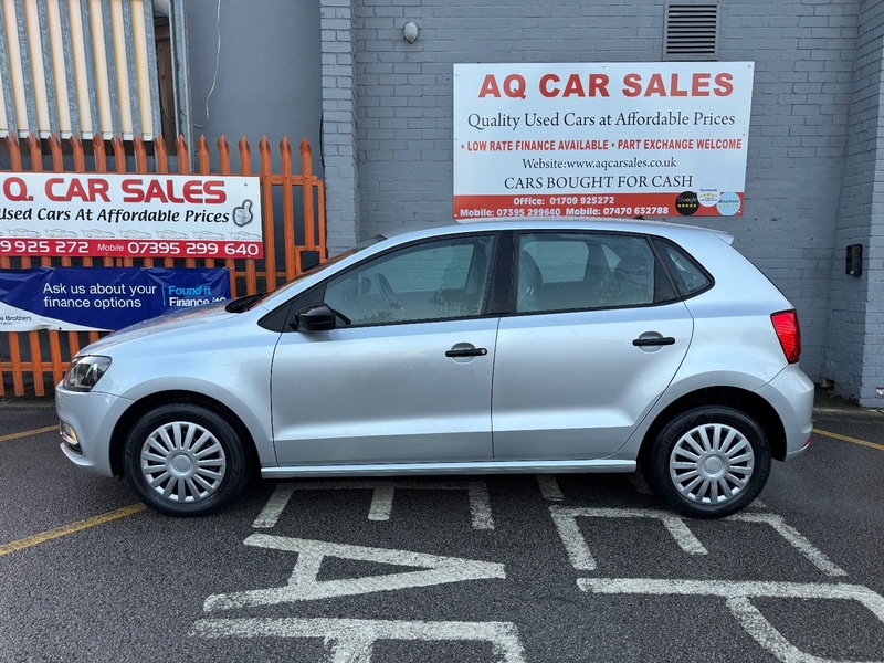 Used Volkswagen Polo 2016 for sale - 76962935: Photo 4
