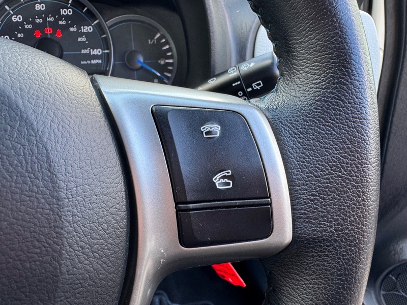 Used Toyota Yaris 2012 for sale - 76040014: Photo 28