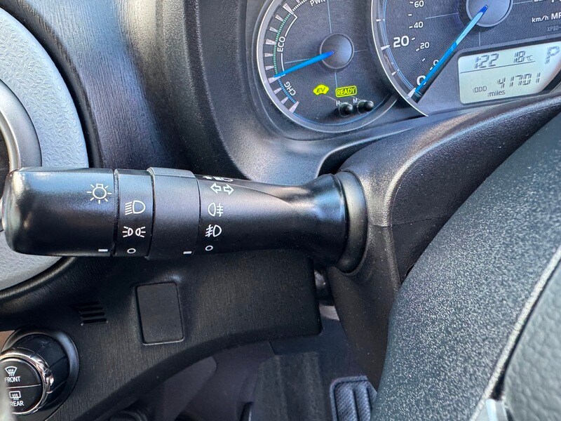 Used Toyota Yaris 2012 for sale - 76040014: Photo 31