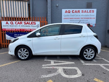 Used Toyota Yaris 2012 for sale - 76040014: Photo