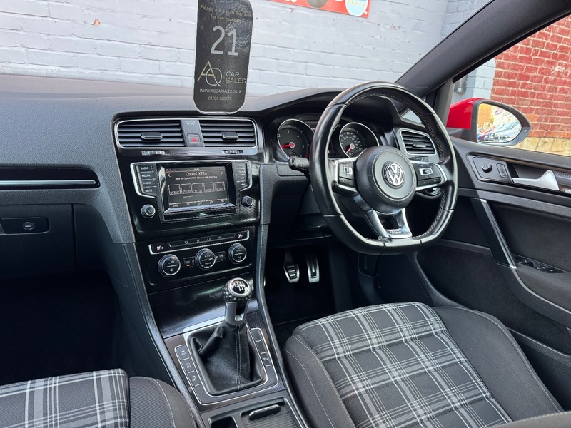 Used Volkswagen Golf 2015 for sale - 76334143: Photo 10