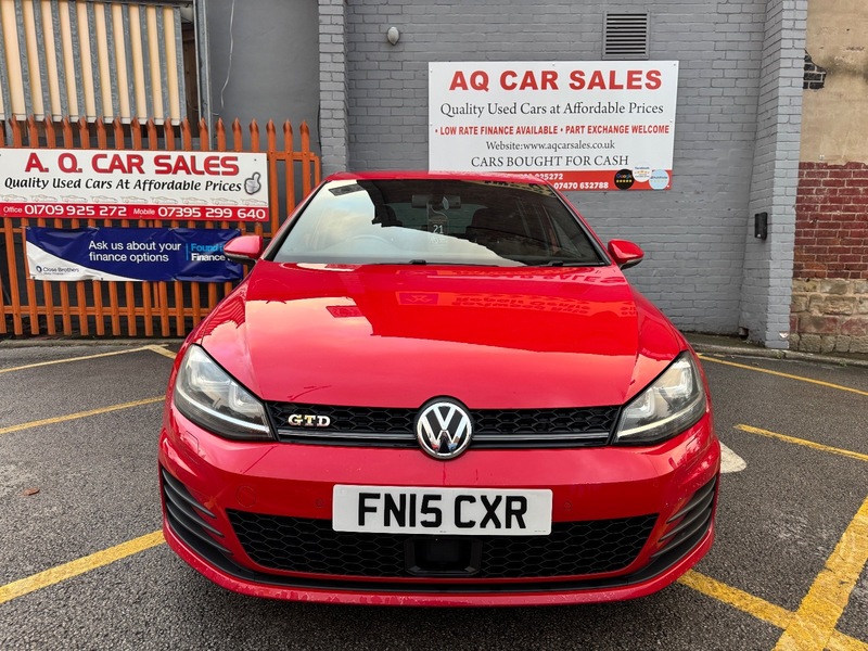 Used Volkswagen Golf 2015 for sale - 76334143: Photo 2