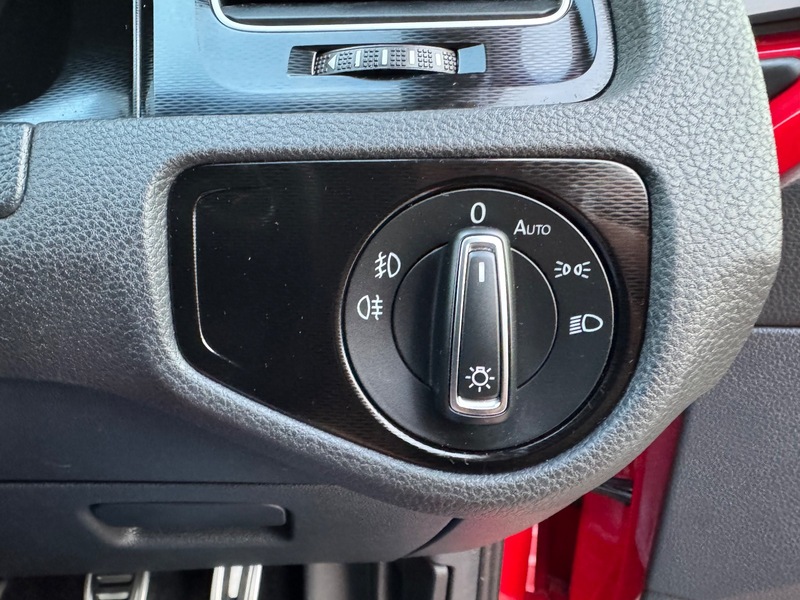 Used Volkswagen Golf 2015 for sale - 76334143: Photo 34