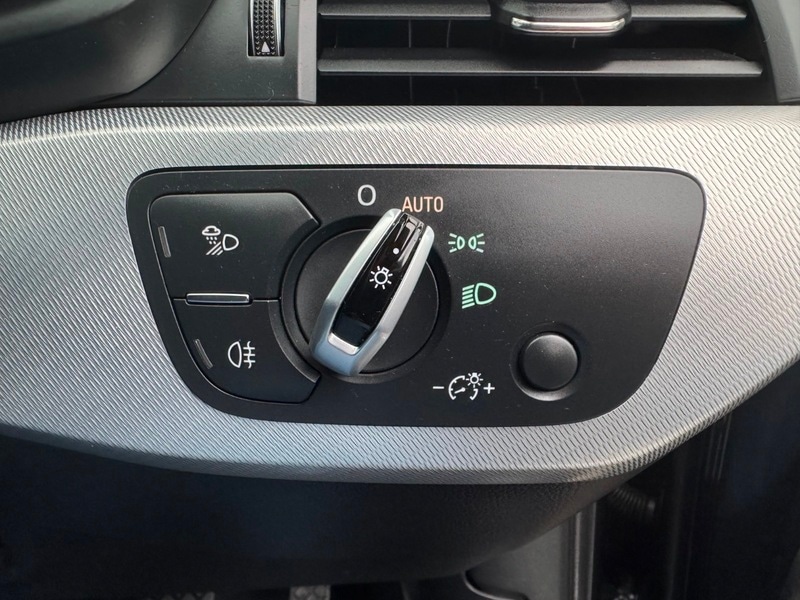 Used Audi A4 2017 for sale - 77595006: Photo 38