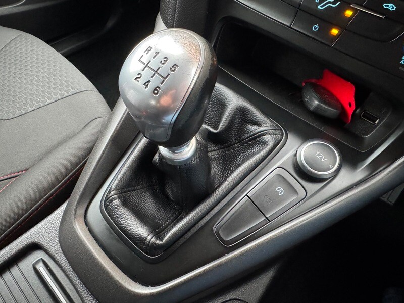 Used Ford Focus 2017 for sale - 76470744: Photo 29