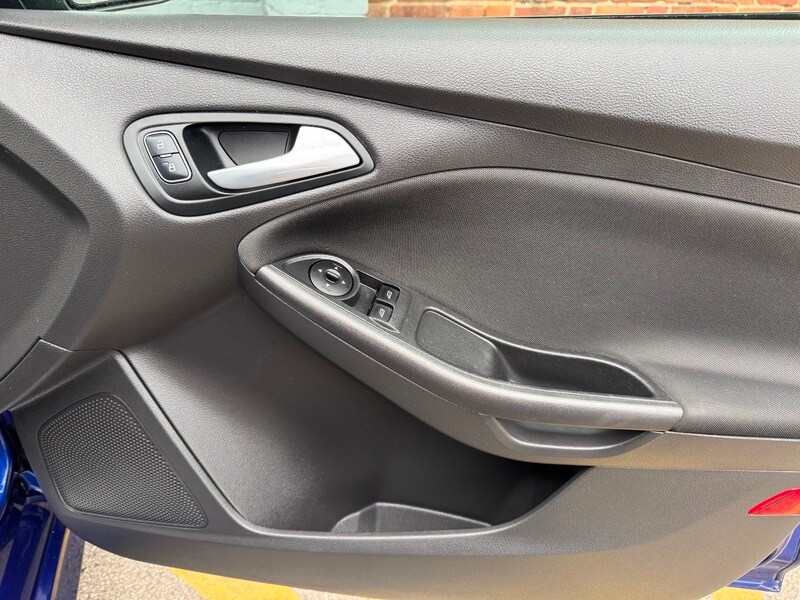 Used Ford Focus 2017 for sale - 76470744: Photo 39