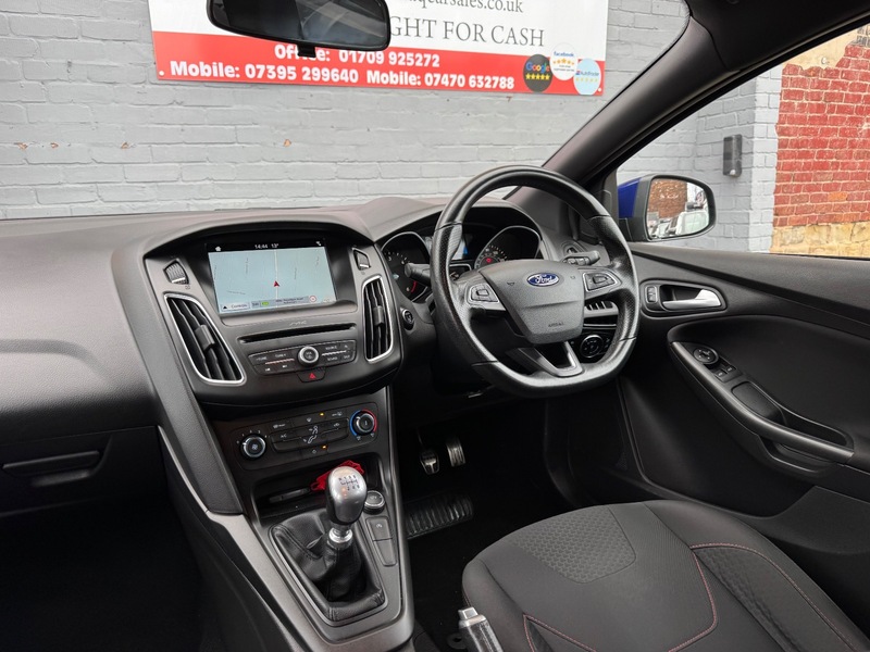 Used Ford Focus 2017 for sale - 76470744: Photo 9