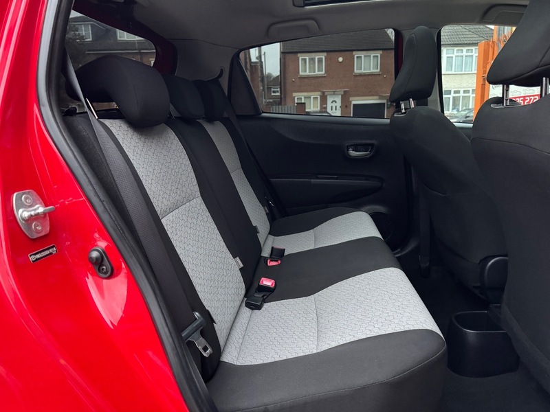 Used Toyota Yaris 2013 for sale - 77027735: Photo 17