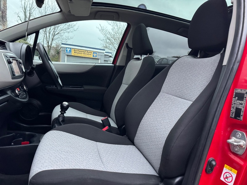 Used Toyota Yaris 2013 for sale - 77027735: Photo 18