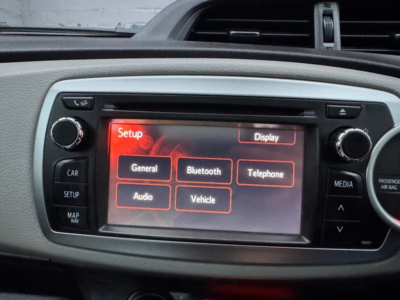 Used Toyota Yaris 2013 for sale - 77027735: Photo 22