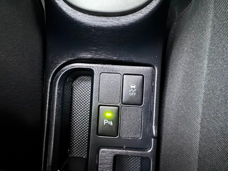 Used Toyota Yaris 2013 for sale - 77027735: Photo 27