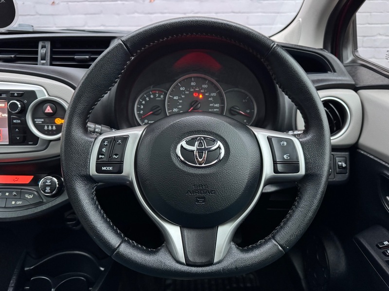 Used Toyota Yaris 2013 for sale - 77027735: Photo 28
