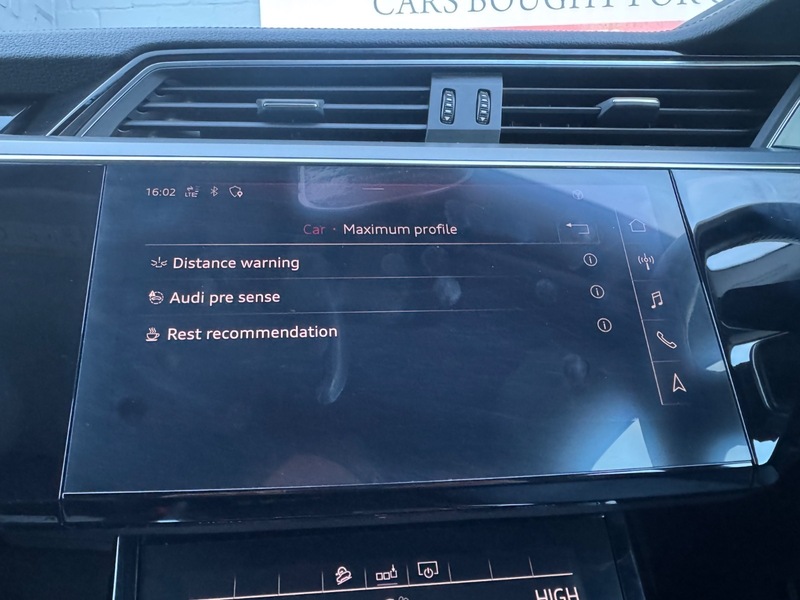 Used Audi e-tron 2020 for sale - 77328849: Photo 27