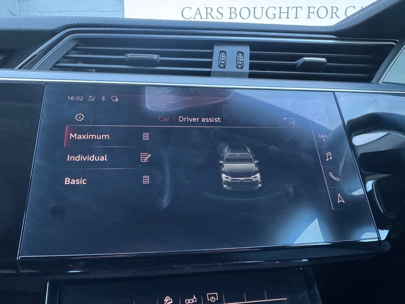 Used Audi e-tron 2020 for sale - 77328849: Photo 28