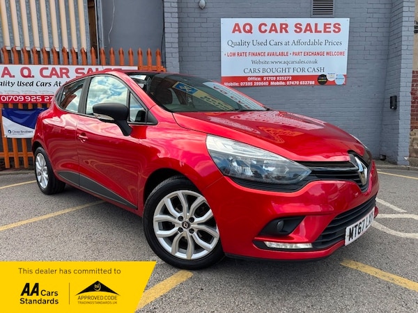 Used Renault Clio 2017 for sale - 76119411: Photo 1