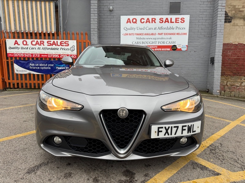 Used Alfa Romeo Giulia 2017 for sale - 77423130: Photo 2