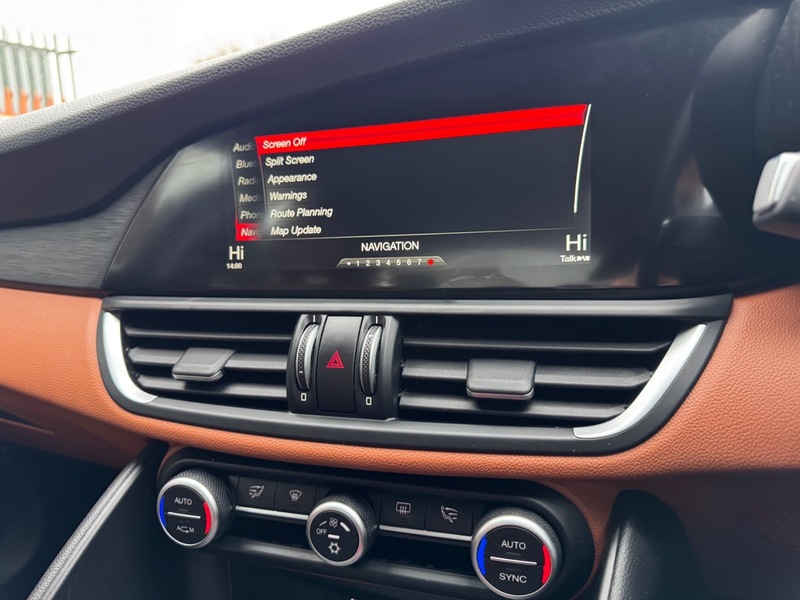 Used Alfa Romeo Giulia 2017 for sale - 77423130: Photo 27