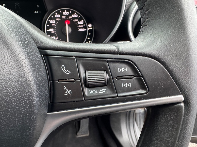 Used Alfa Romeo Giulia 2017 for sale - 77423130: Photo 34