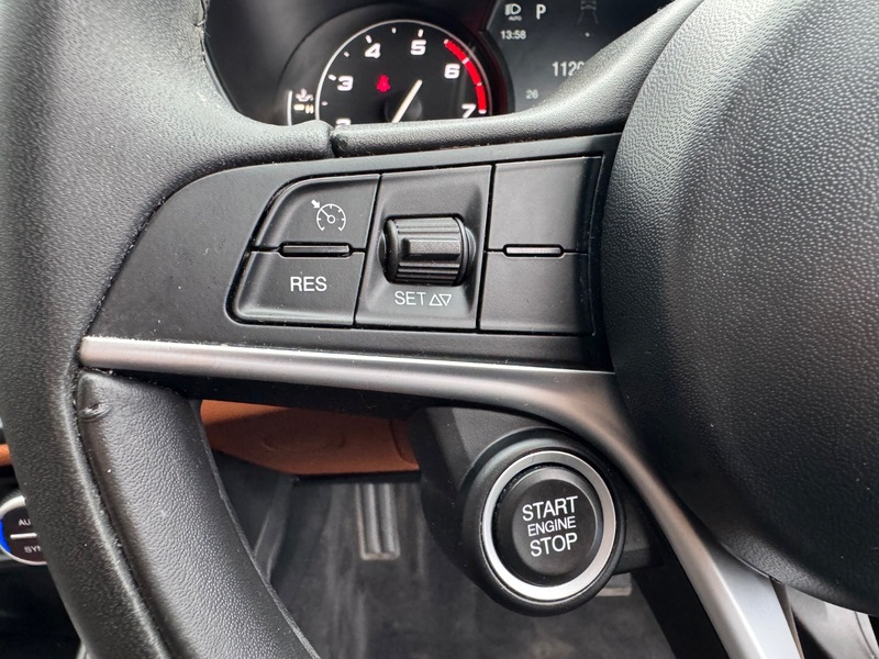 Used Alfa Romeo Giulia 2017 for sale - 77423130: Photo 35