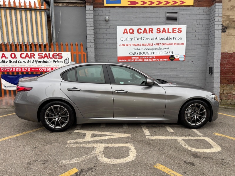 Used Alfa Romeo Giulia 2017 for sale - 77423130: Photo 8