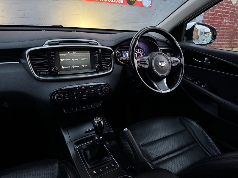 Used Kia Sorento 2017 for sale - 76482656: Photo 11