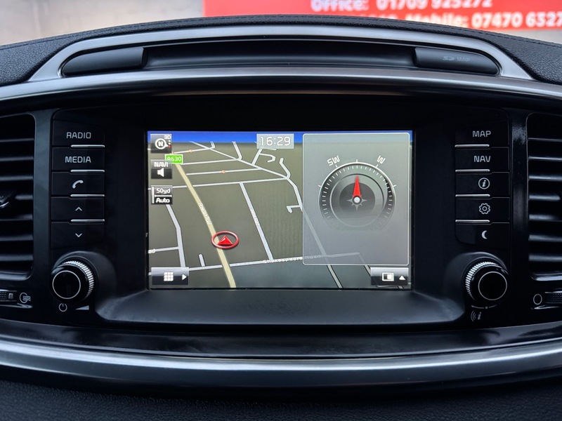 Used Kia Sorento 2017 for sale - 76482656: Photo 13