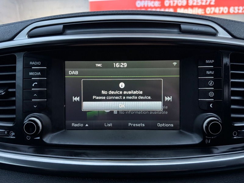 Used Kia Sorento 2017 for sale - 76482656: Photo 16