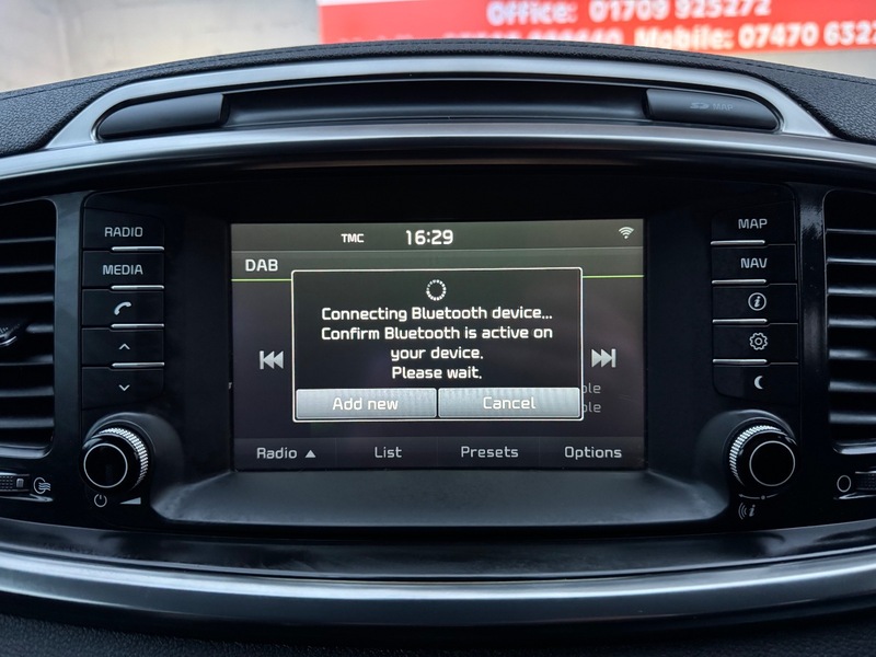 Used Kia Sorento 2017 for sale - 76482656: Photo 17