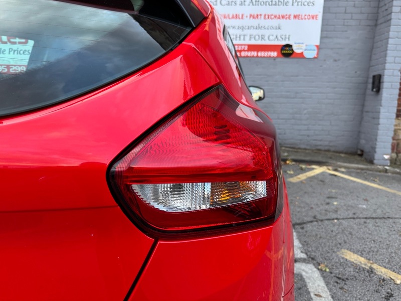 Used Ford Focus 2015 for sale - 76396659: Photo 12